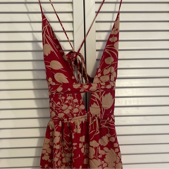 Fortunate One Maxi Dress. Size Small. Red pattern - Picture 10 of 11